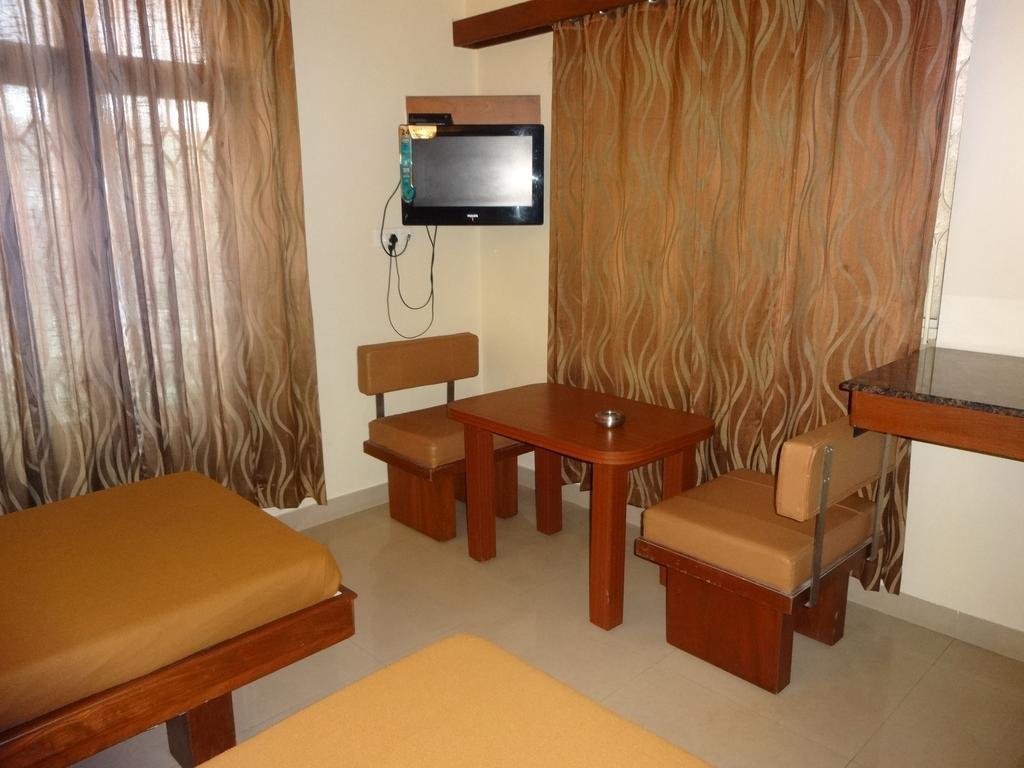 Sheetal Residency Bangalore Exterior foto