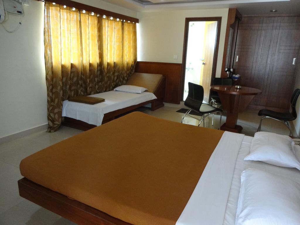 Sheetal Residency Bangalore Exterior foto